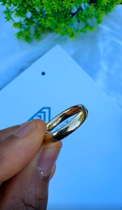 18 Karat Solid Gold Classic Unisex Band | Shiny | 1.5mm & 3mm | 2.3-3.2g | US Sizes 8-11