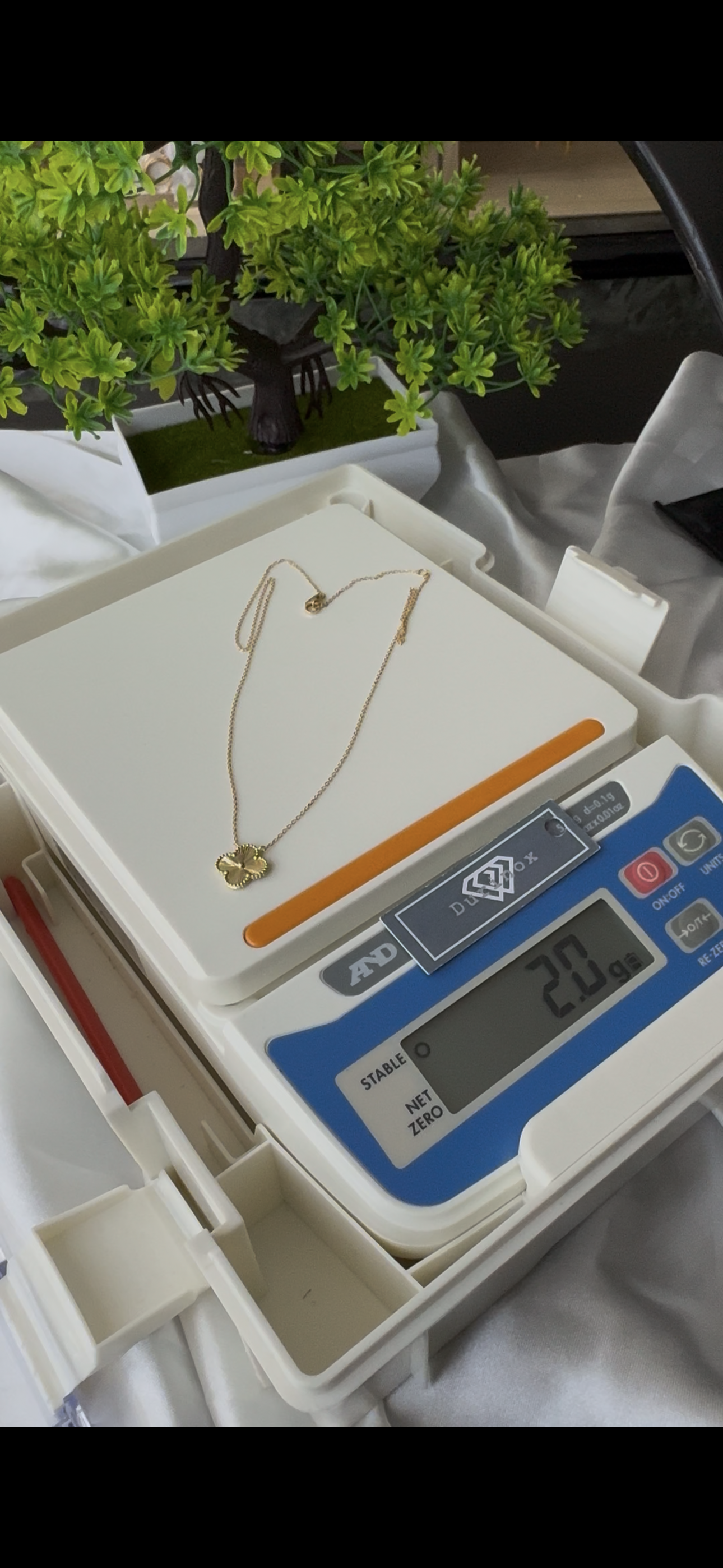 Degacc 18 Karat Solid Italian Gold Instant Chain Clover Necklace