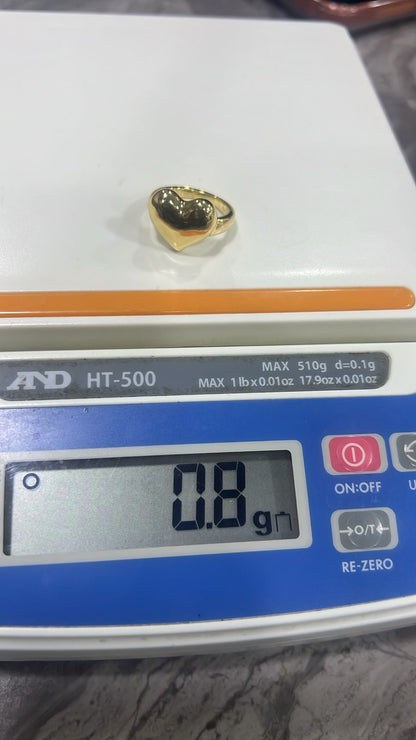 18 Karat Solid Gold Fashion Ring Size 6.5 (Heart)