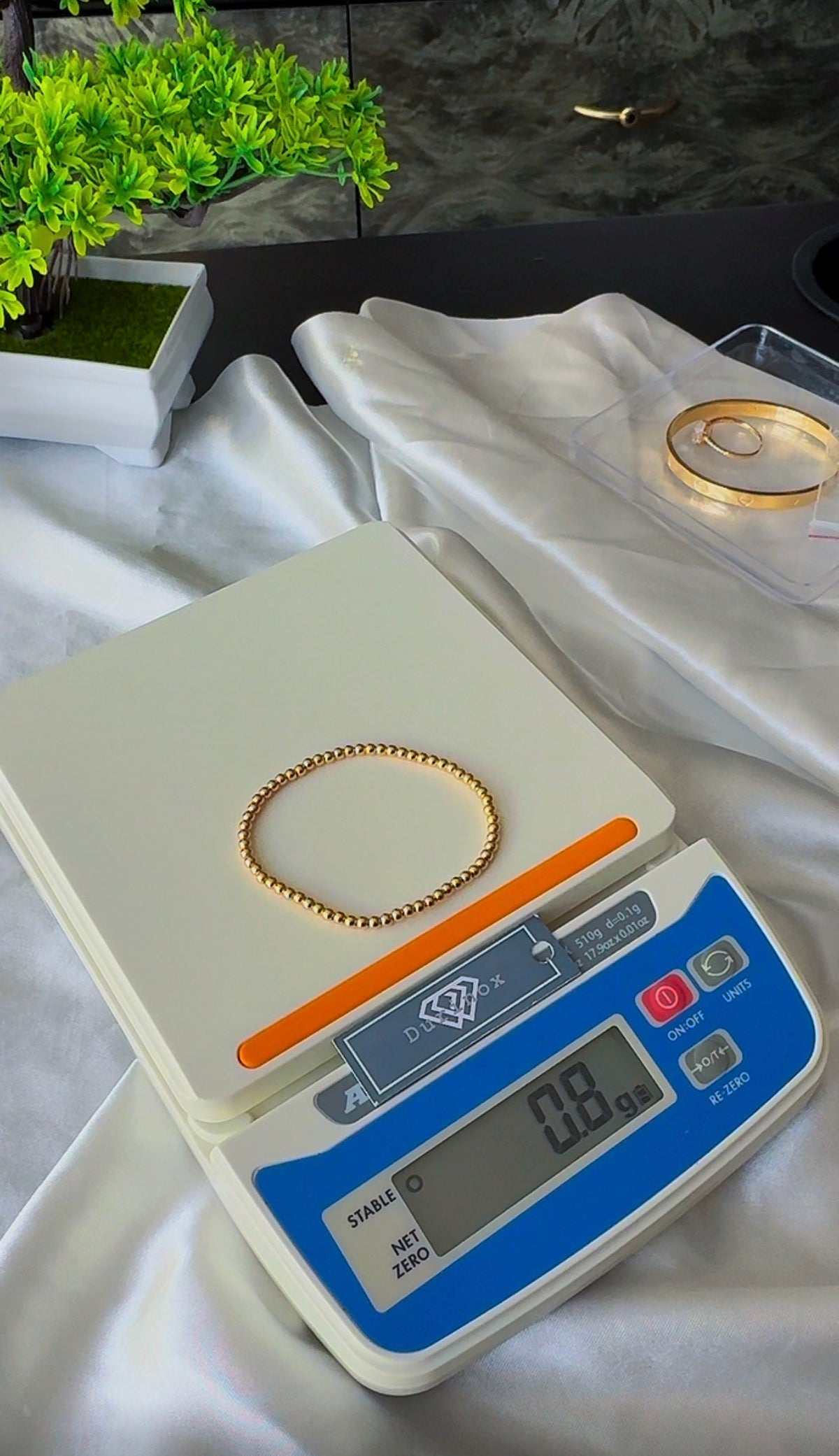 18K Solid Gold Stretchable Bangle (Shiny) | 0.9g & 1.3g | Small to Medium Wrists