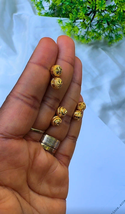 21 Karat Solid Gold Ball Stud Earrings | 1.8g & 2.0g | 3 Different Designs