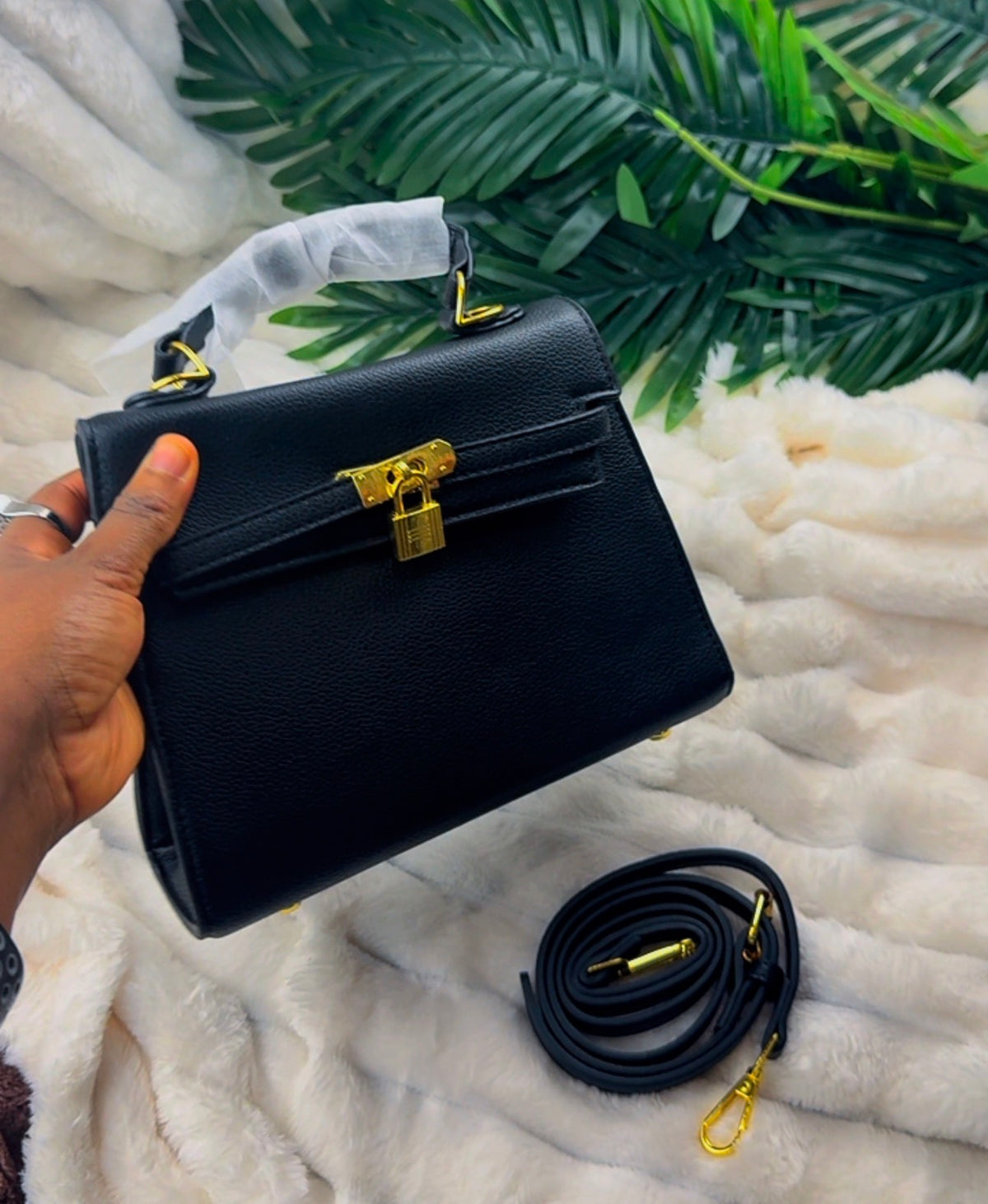 Black Structured Women's Handbag | LARYZ Everyday - 023 | Small-Medium