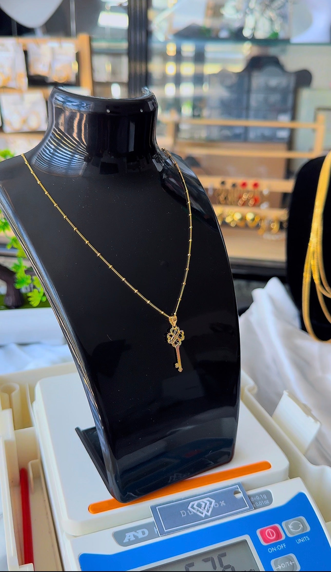 Degart 18 Karat Gold Key Pendant