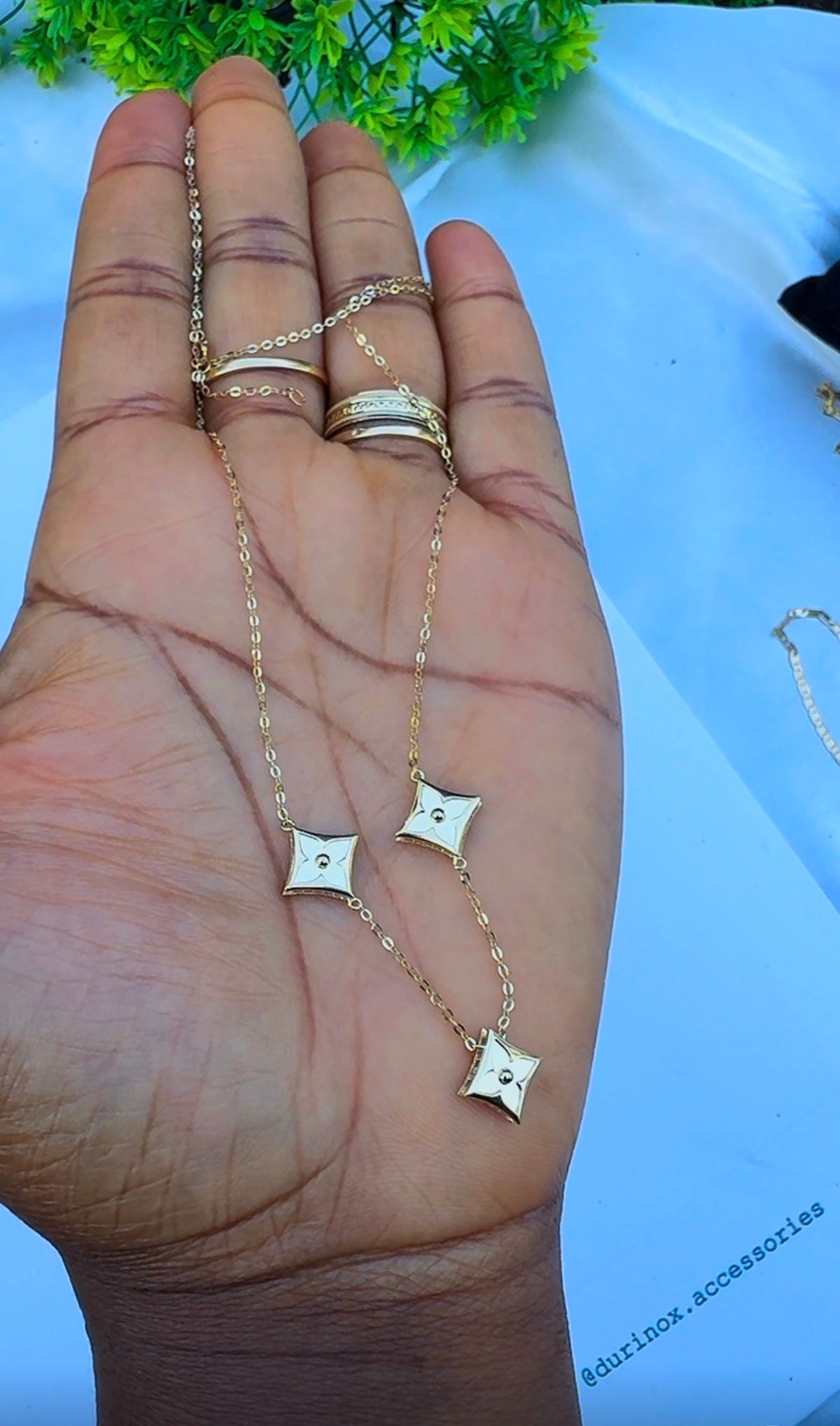 18K Solid Gold 3-Petal Motif Instant Chain Necklace | 3.12g | 17” + 1” (18 Inches)