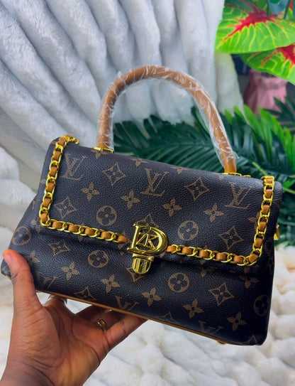 Monogram Canvas Flat Ladies Handbag | LARYZ Everyday - 033 | Medium