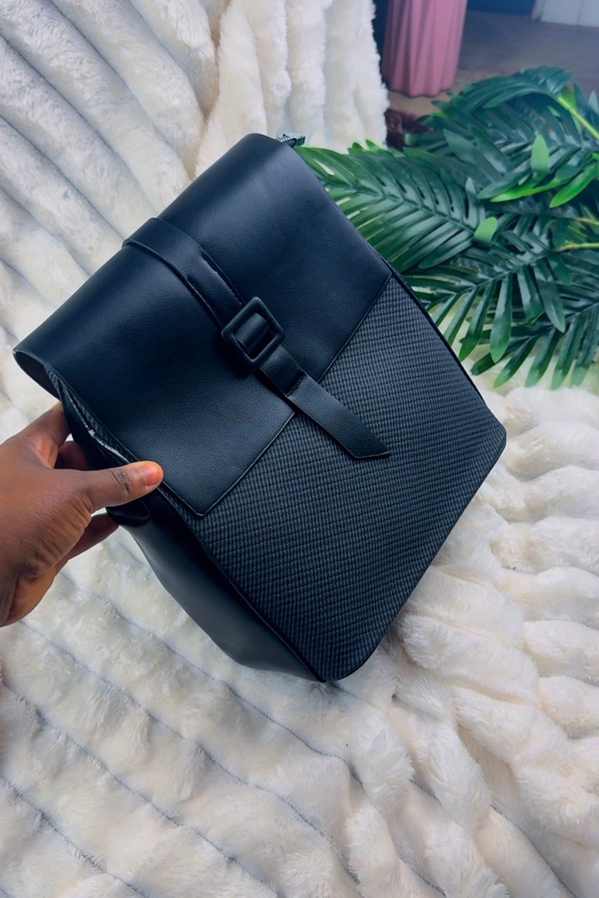 Black & Biege Structured Women's Bagpack {Medium} | LARYZ Everyday 008