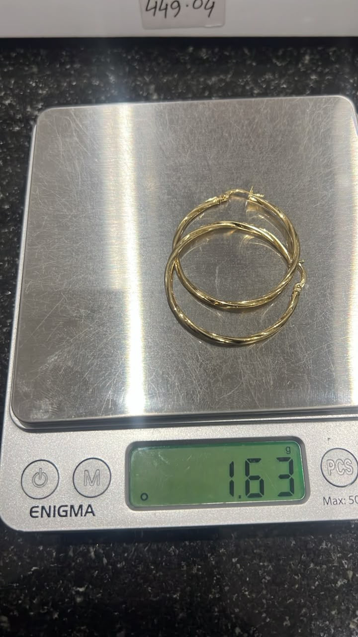 18K Solid Gold Medium Hoop Earrings | 1.5g & 1.63g
