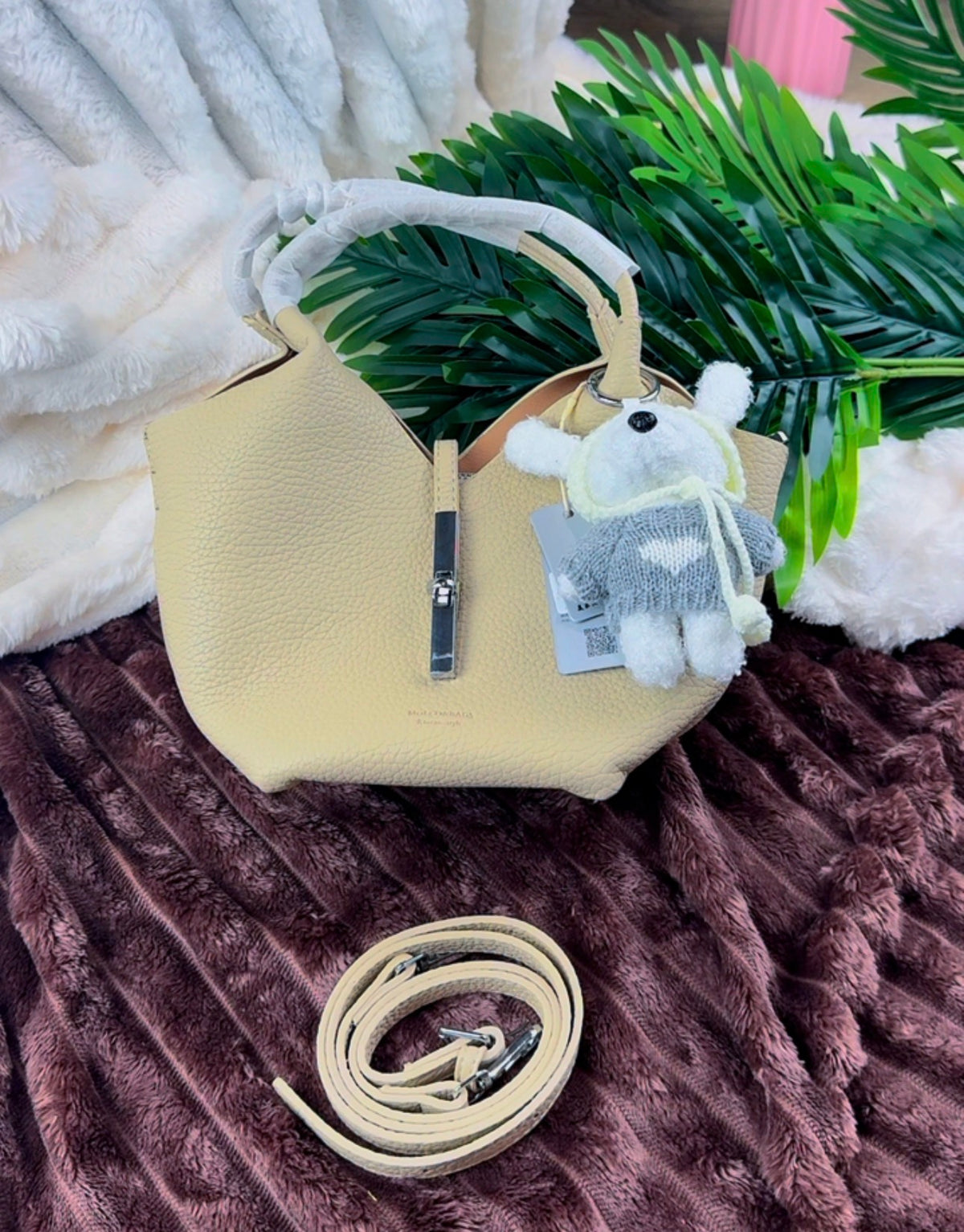 Biege Slouchy 3-in-1 Bucket Bag with Bunny Bag Charm | LARYZ Everyday - 043 | Medium
