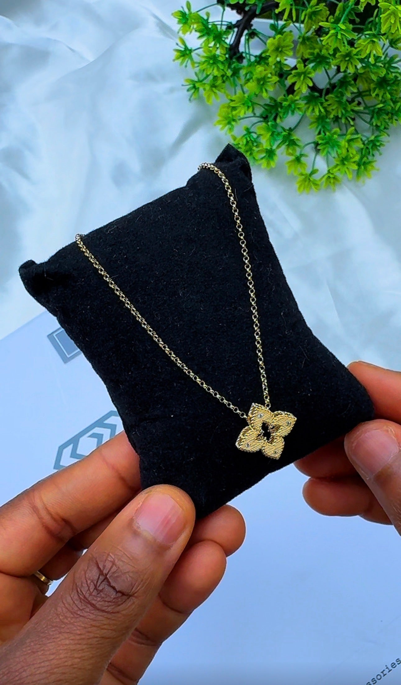 18K Solid Gold Star Instant Chain Necklace – 3.6g | 18 Inches