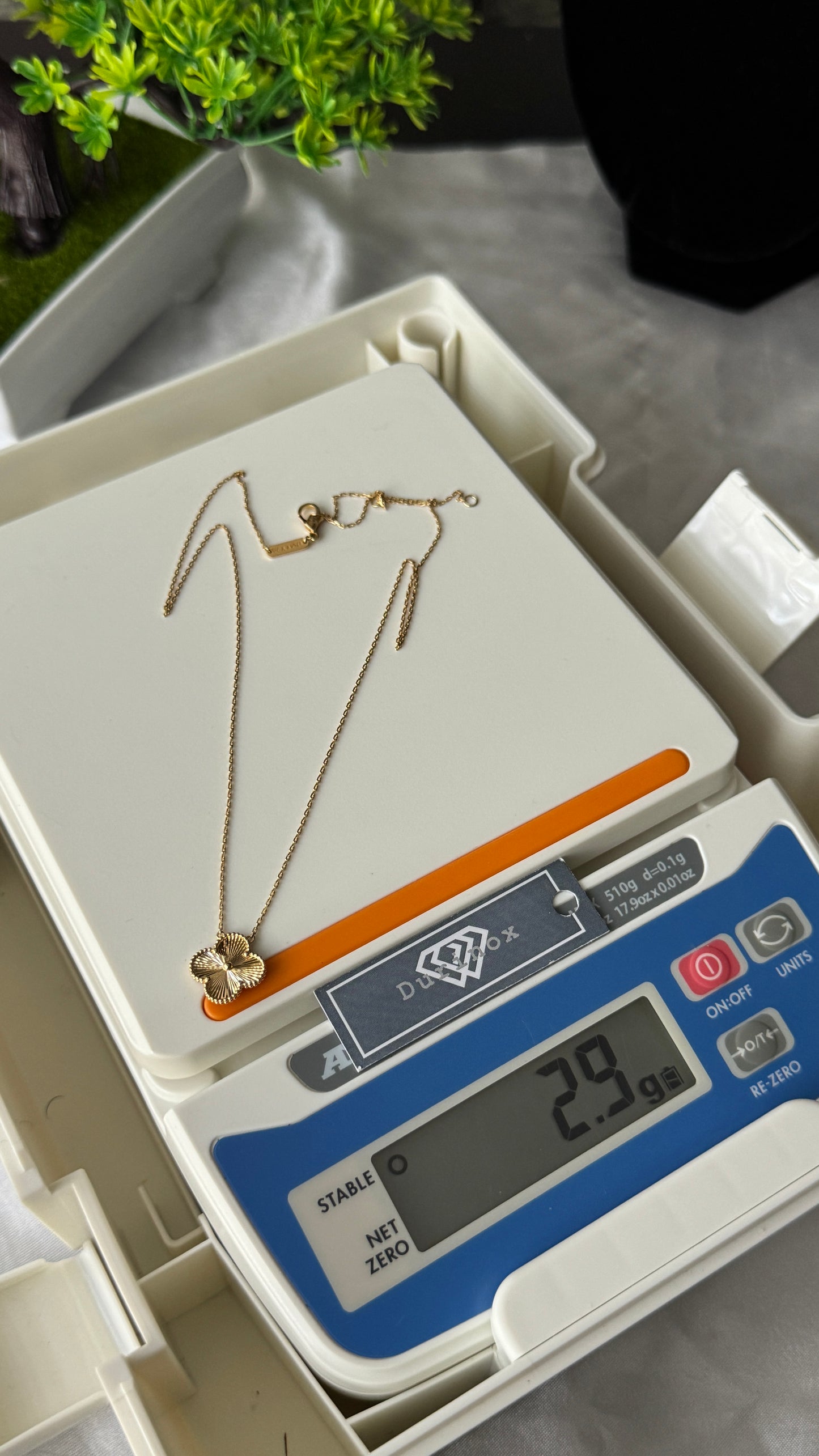 18K Solid Gold Single Motif Clover Chain Necklace 2.9g & 4.4g | 10mm & 12mm