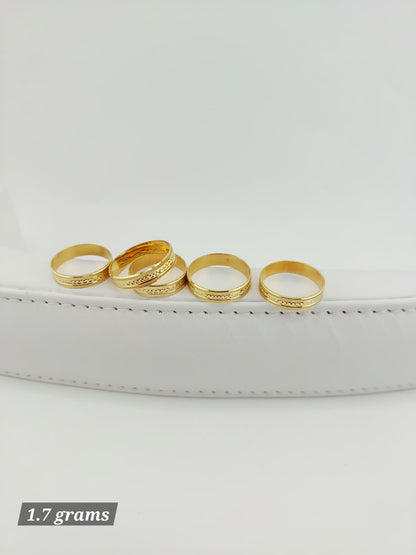 18K Solid Gold Textured Classic Unisex Wedding Band (1.7 Grams)