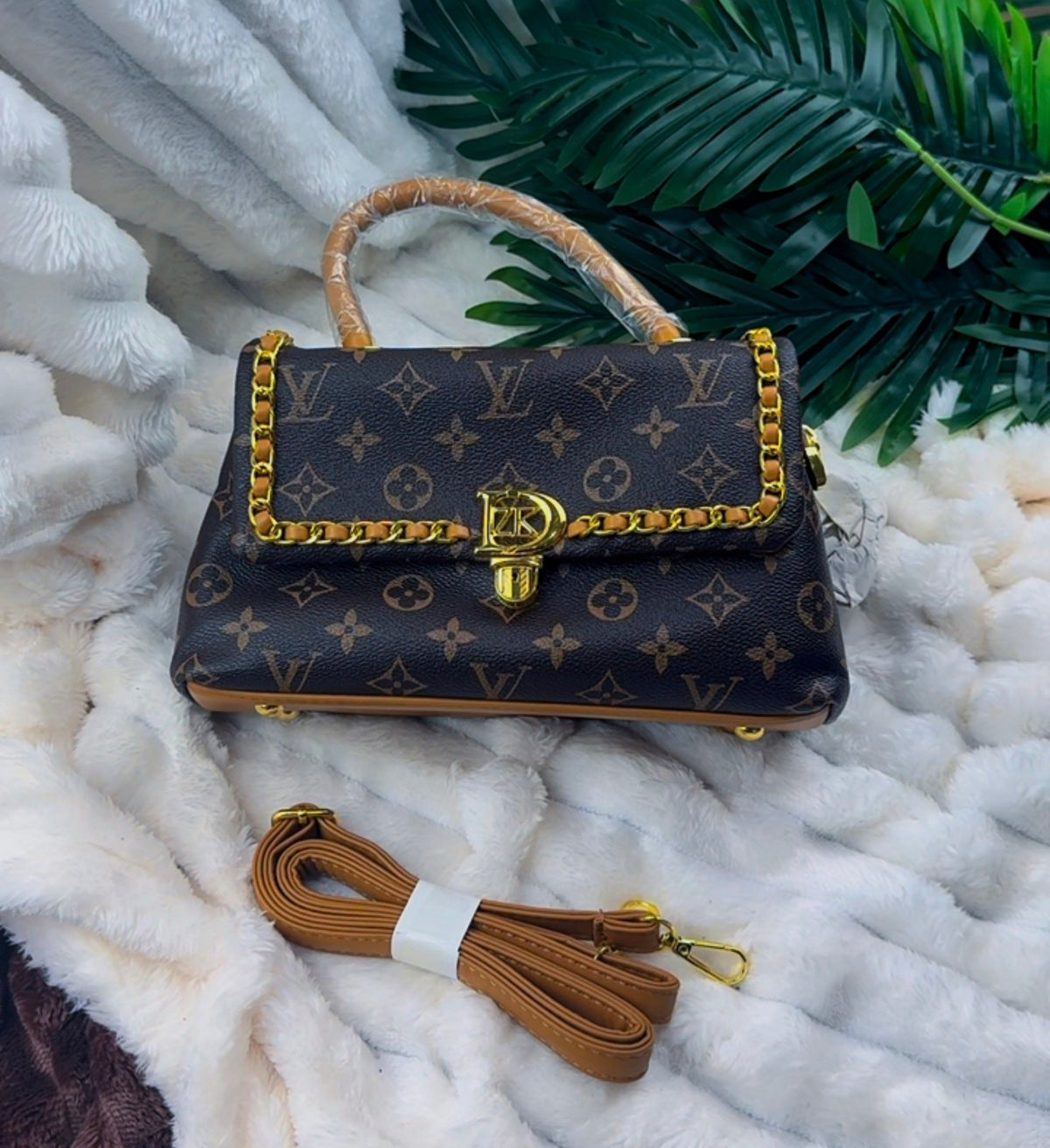 Monogram Canvas Flat Ladies Handbag | LARYZ Everyday - 033 | Medium