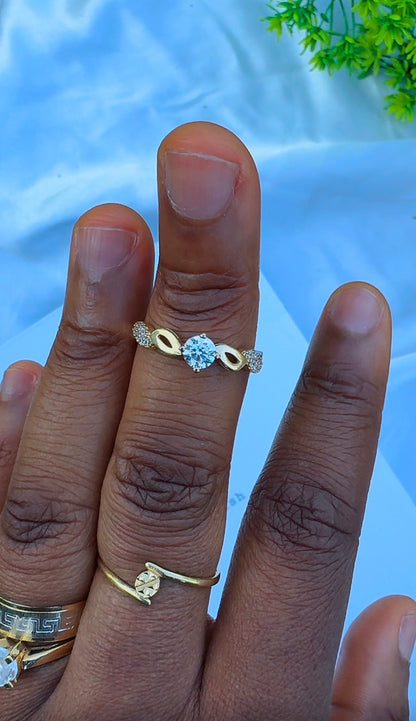 18K Solid Gold Engagement Ring For Women | Size 8 | 2.1g