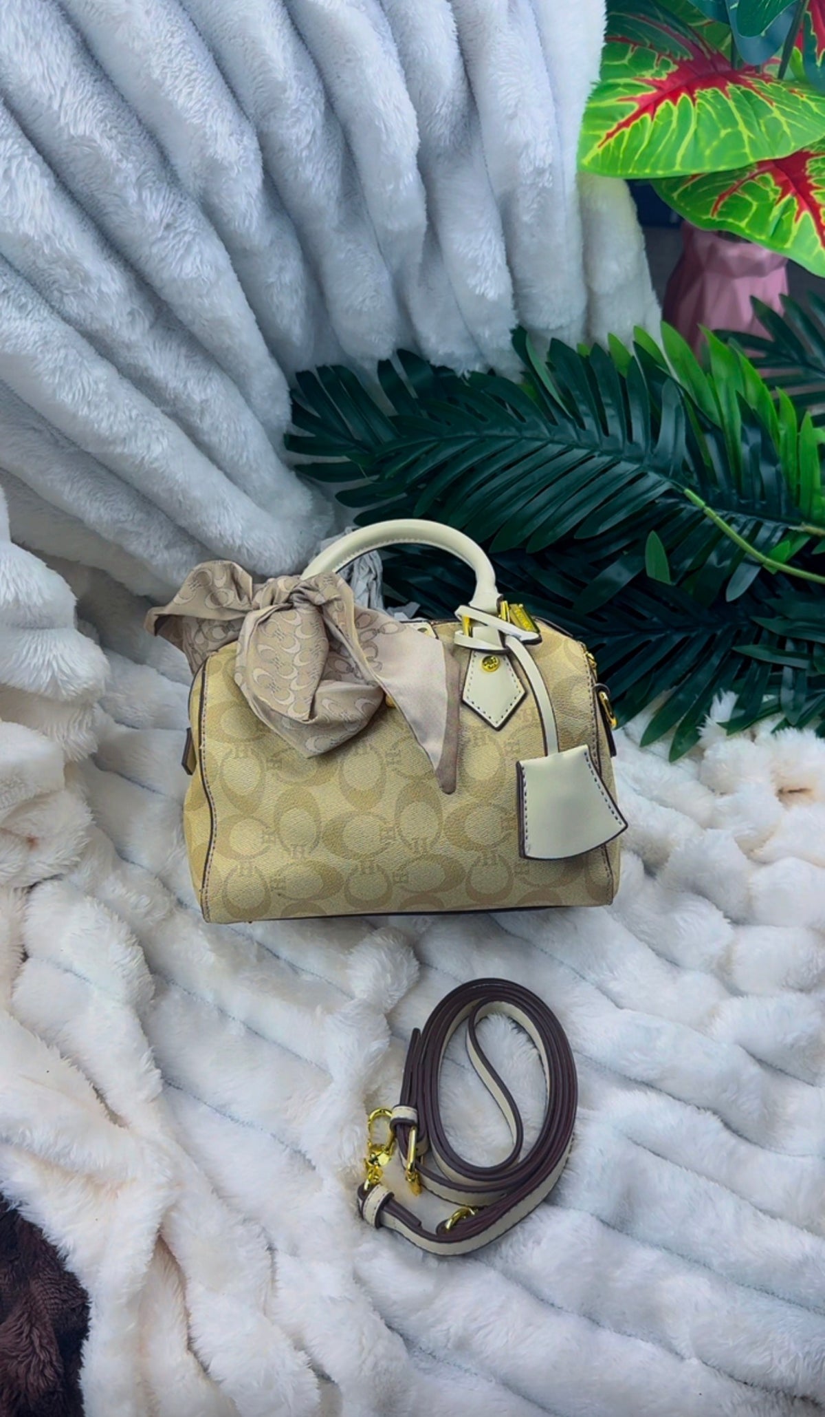 Monogram Leather Barrel Bag with Top Handles | LARYZ Everyday 051 | Small-Medium