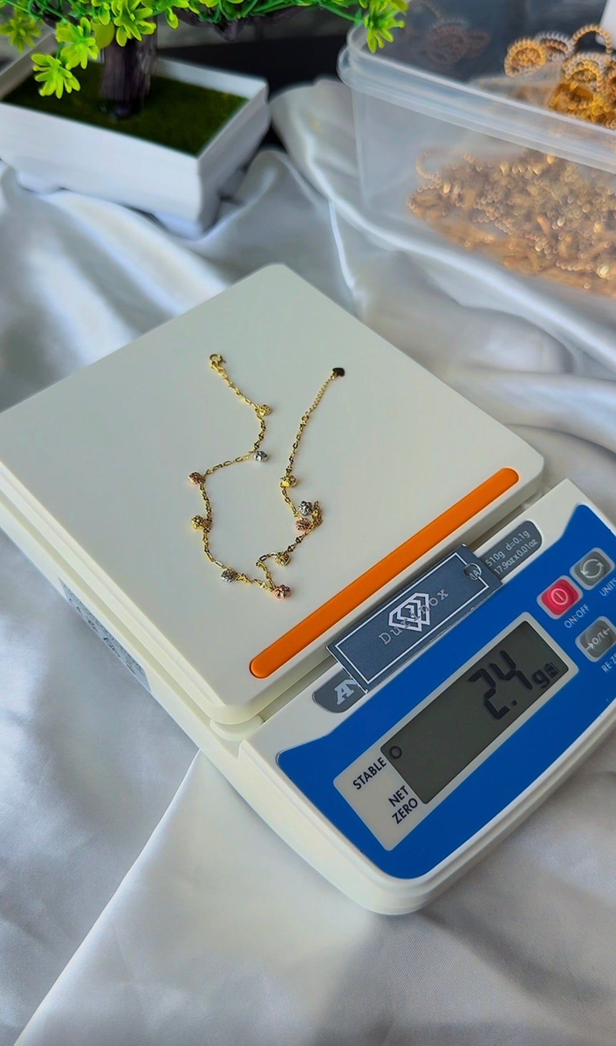 18ct Solid Gold 3-Tone Charm Anklet | 10 Inches | 2.4g