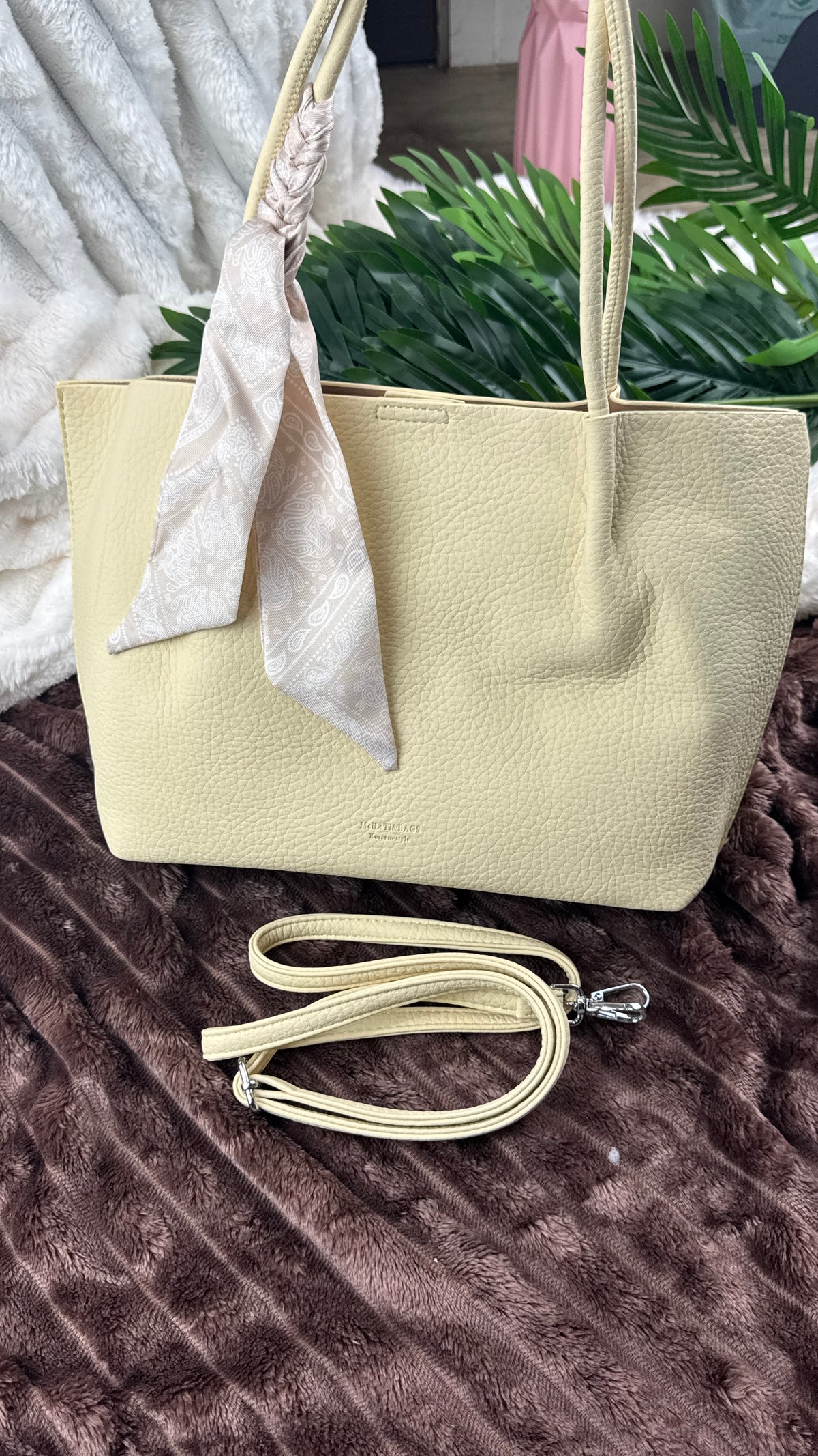 Women’s Off-White Pebbled Leather Dual-Handle 3-in-1 Big Tote Bag | LARYZ Everyday 047 | Big