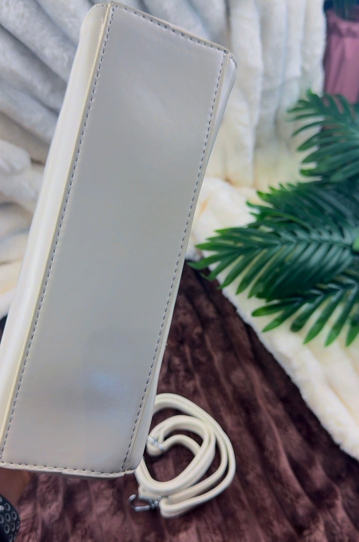 White Structured Women's Handbag | LARYZ Everyday - 019 | Small-Medium
