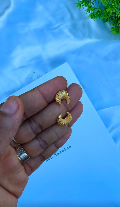 21K Solid Gold Star Half Moon & Dangle Stud Earrings | 1.4g - 2.8g