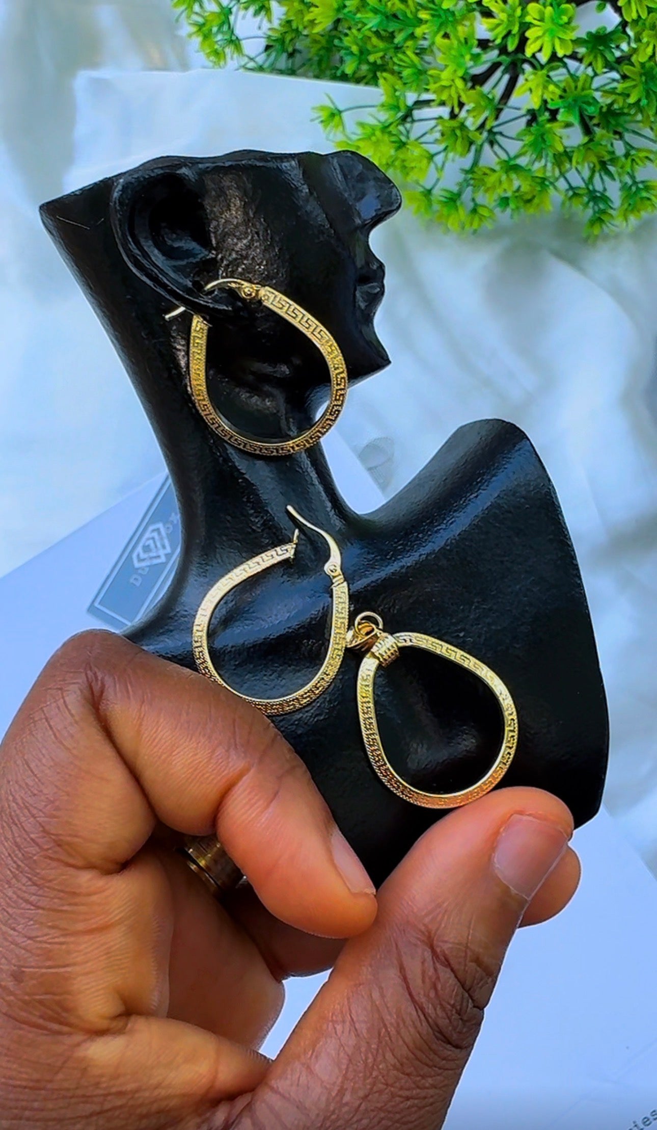 18K Solid Gold Pear Earrings & Pendant Jewellery Set | 2.1g