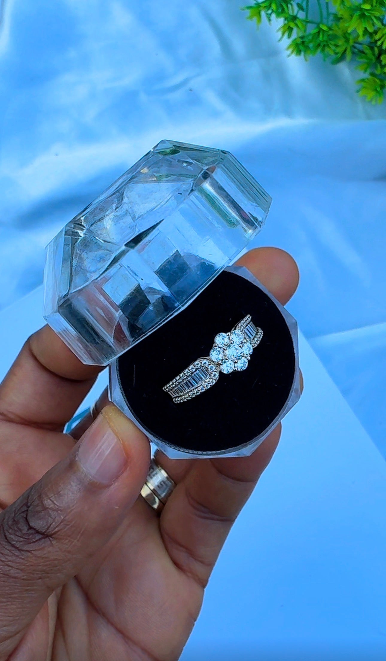 18K Solid Gold Engagement Ring For Women | Size 10 | 3.2g & 3.3g