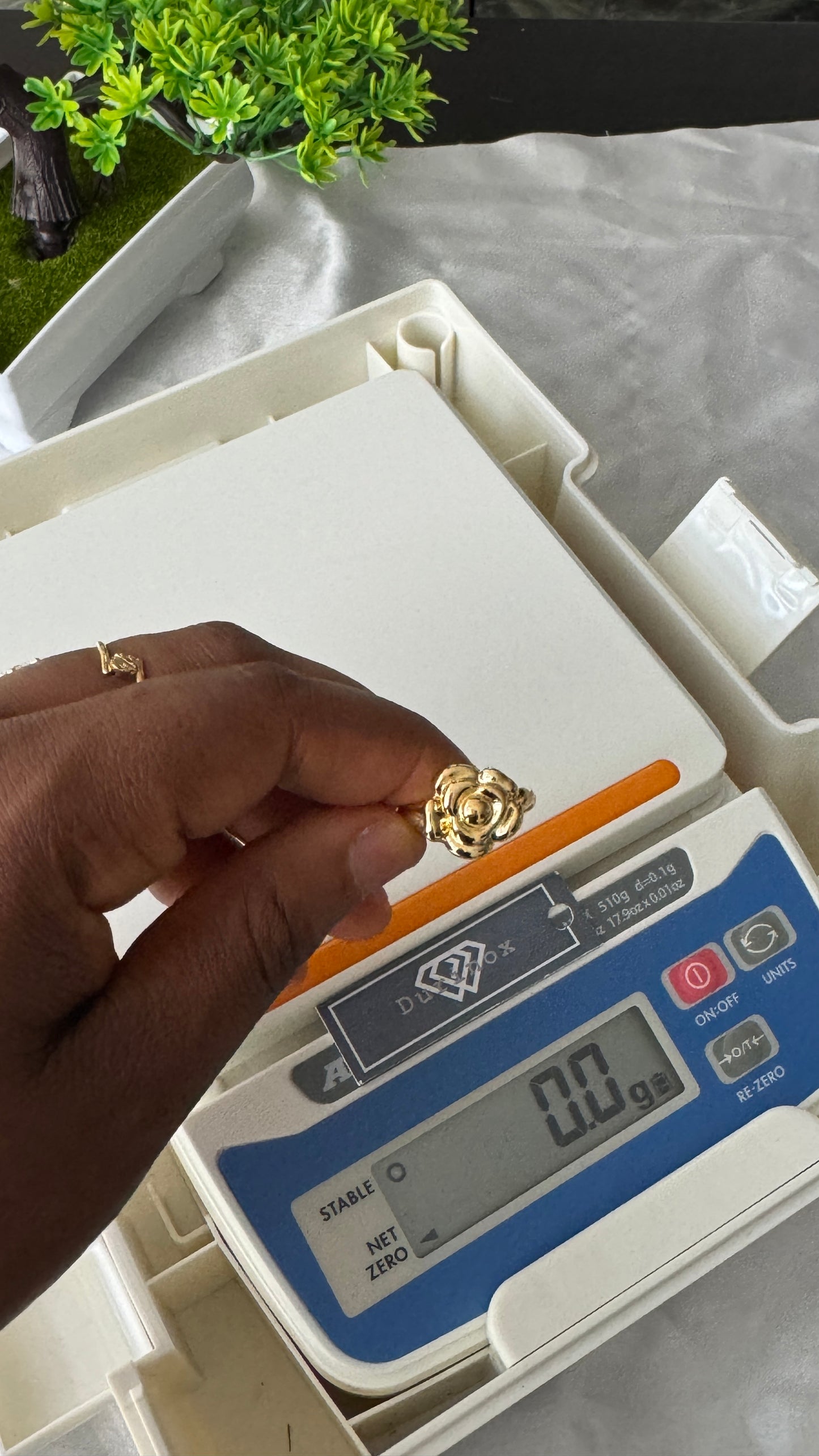 18K Solid Gold Chunky Fashion Rings For Women- Lightweight 1g or Less (Extra Extra)