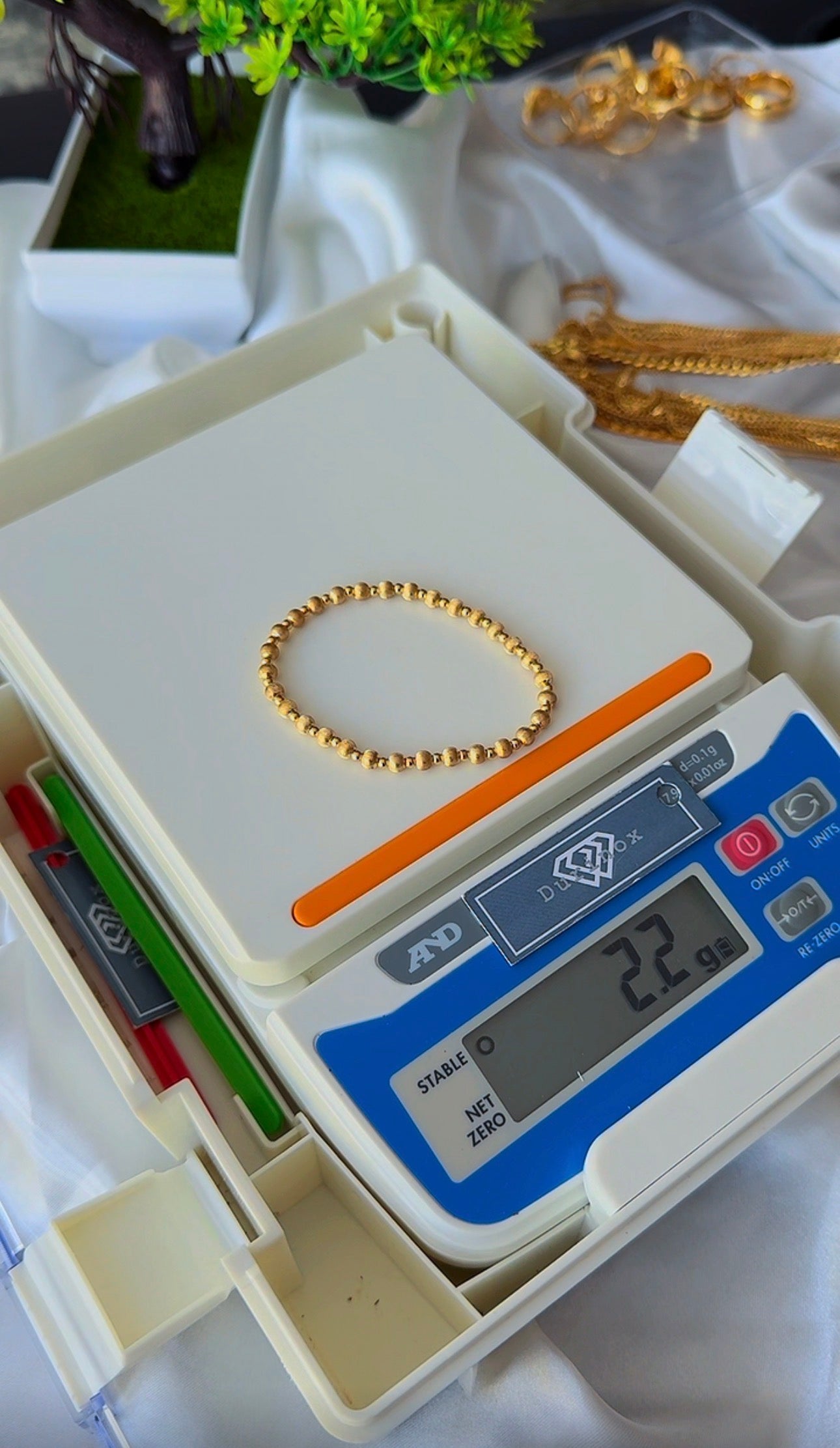 18K Solid Gold Ball Bracelets | Stretchable Bangles | 2.2g (Extra) | Small - Medium Wrist