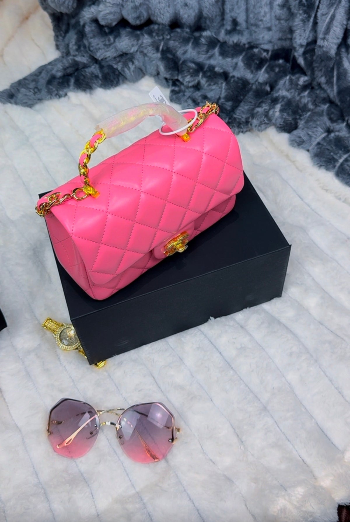 Luxury Pink Quilted Leather Crossbody Bag with Chain Handle & Back Pocket - LASi002
