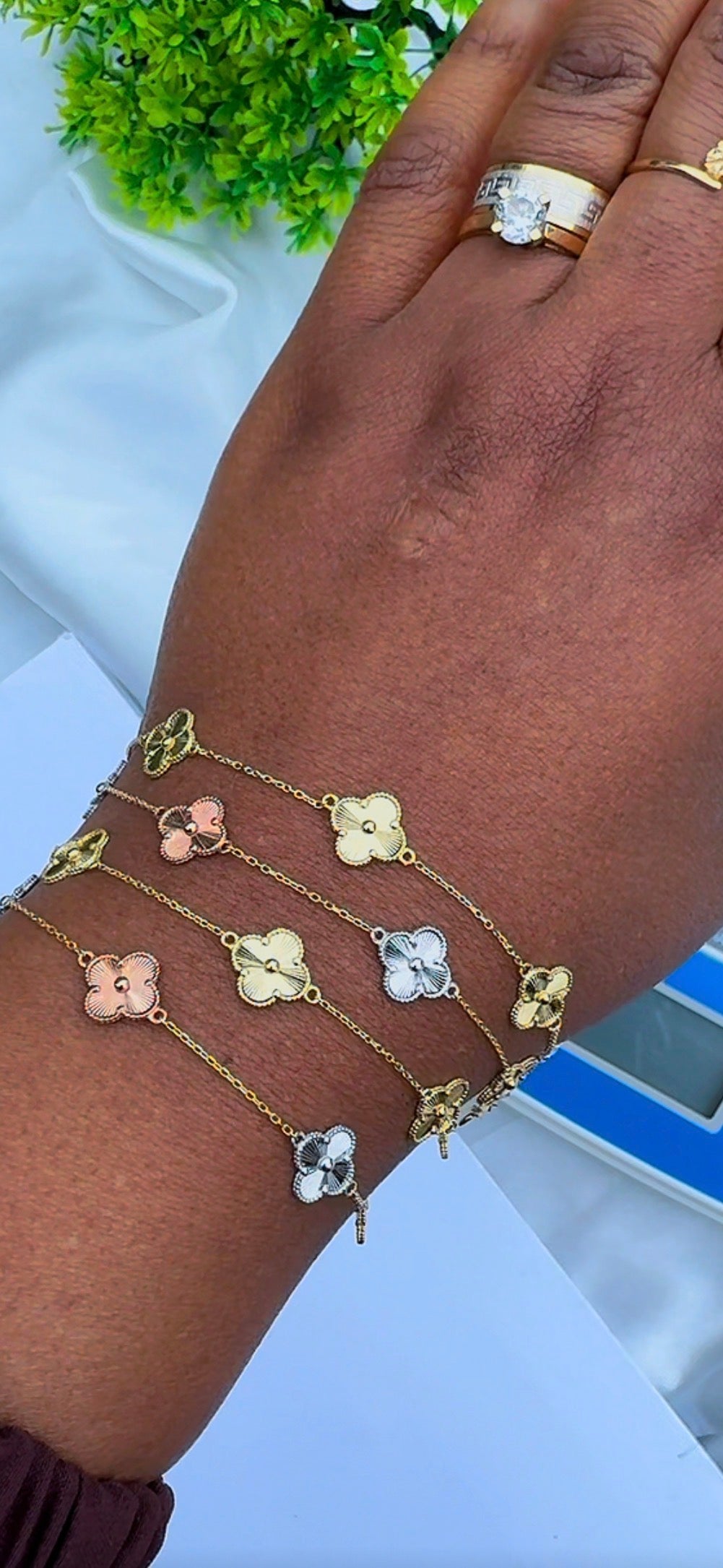 Defag 18K Solid Gold Clover Bracelets 7.5 Inches | 8mm