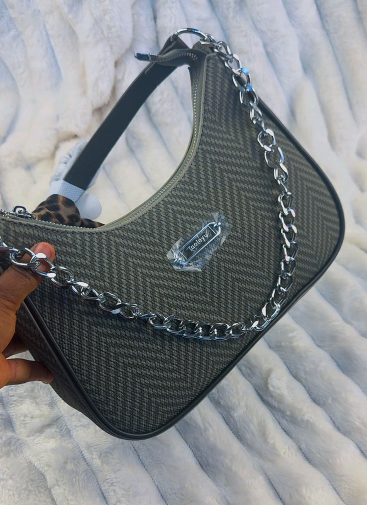 Olive Green Textured Fabric Bag | LARYZ Everyday - 022 | Medium