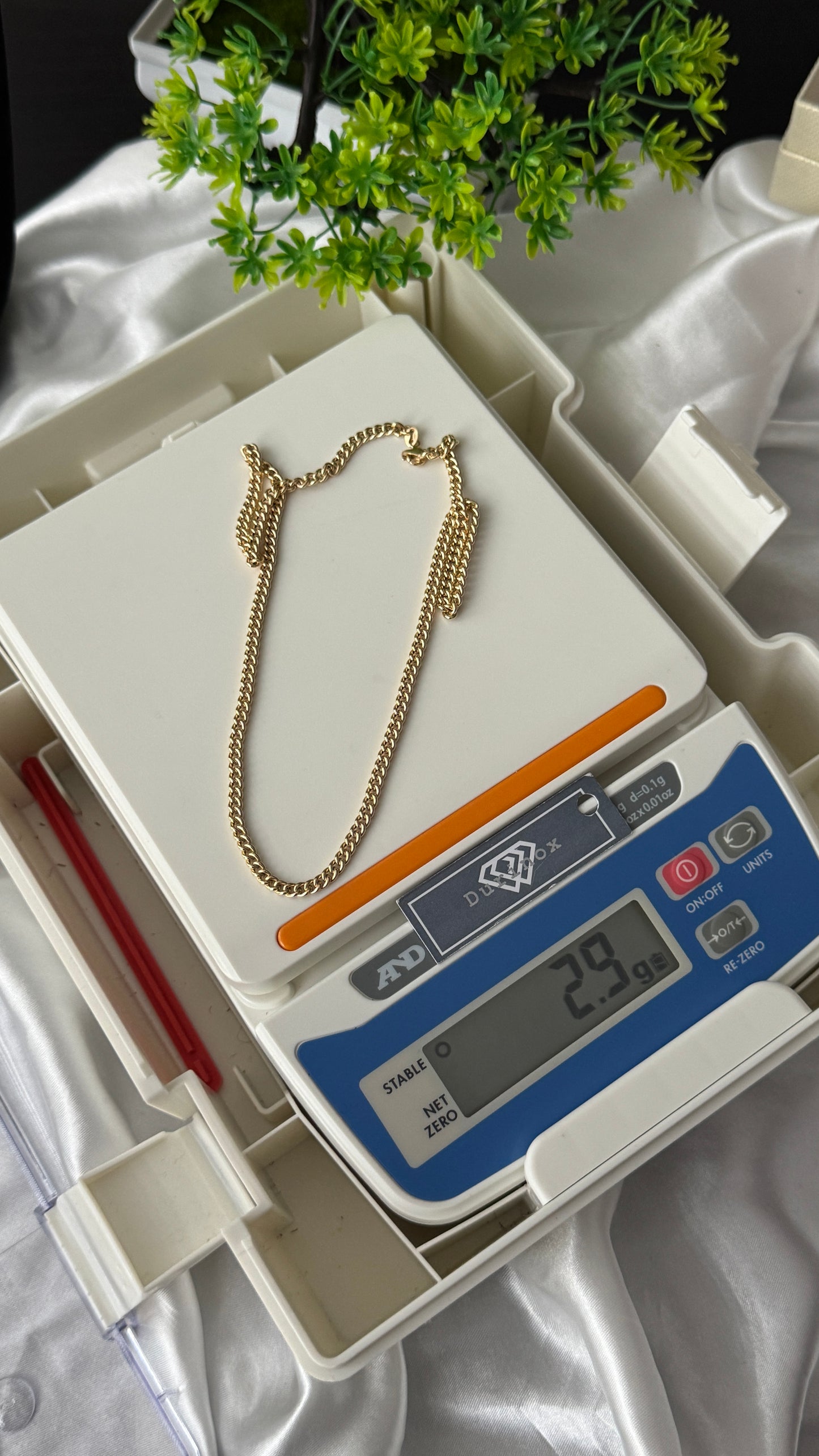 Degab 18 Karat Real Cuban Gold Chain Necklace 18 Inches