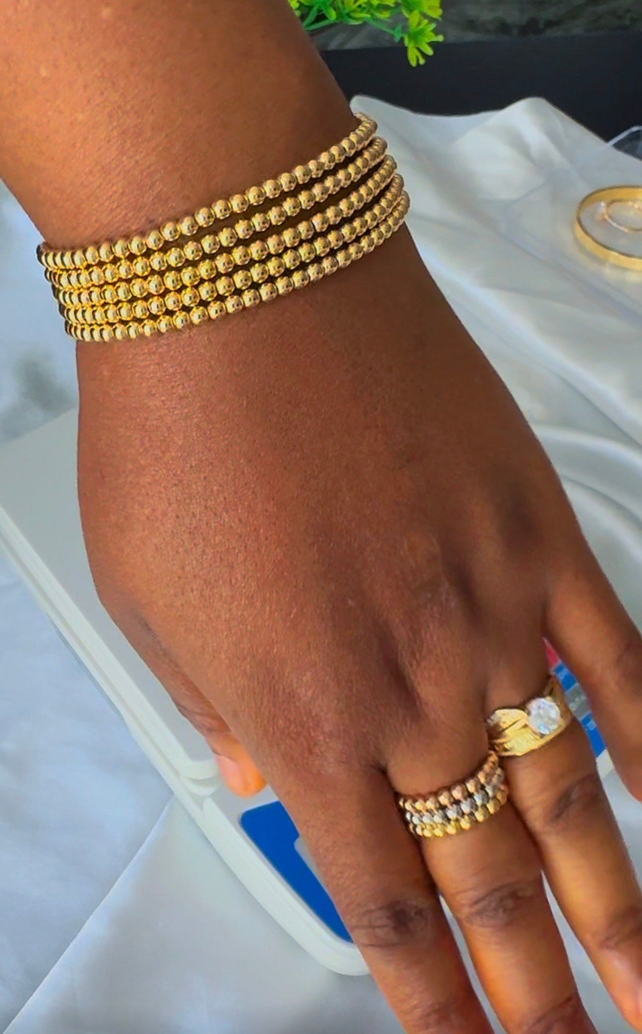 18K Solid Gold Stretchable Bangle (Shiny) | 0.9g & 1.3g | Small to Medium Wrists