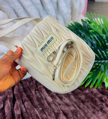 Cream Miu Ladies Handbag {Small} | LARYZ Everyday -055