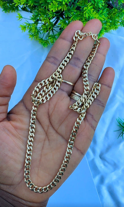 18K Solid Gold Cuban Chain Necklace Unisex | 20 & 22 Inches | 6.2 & 7.0g