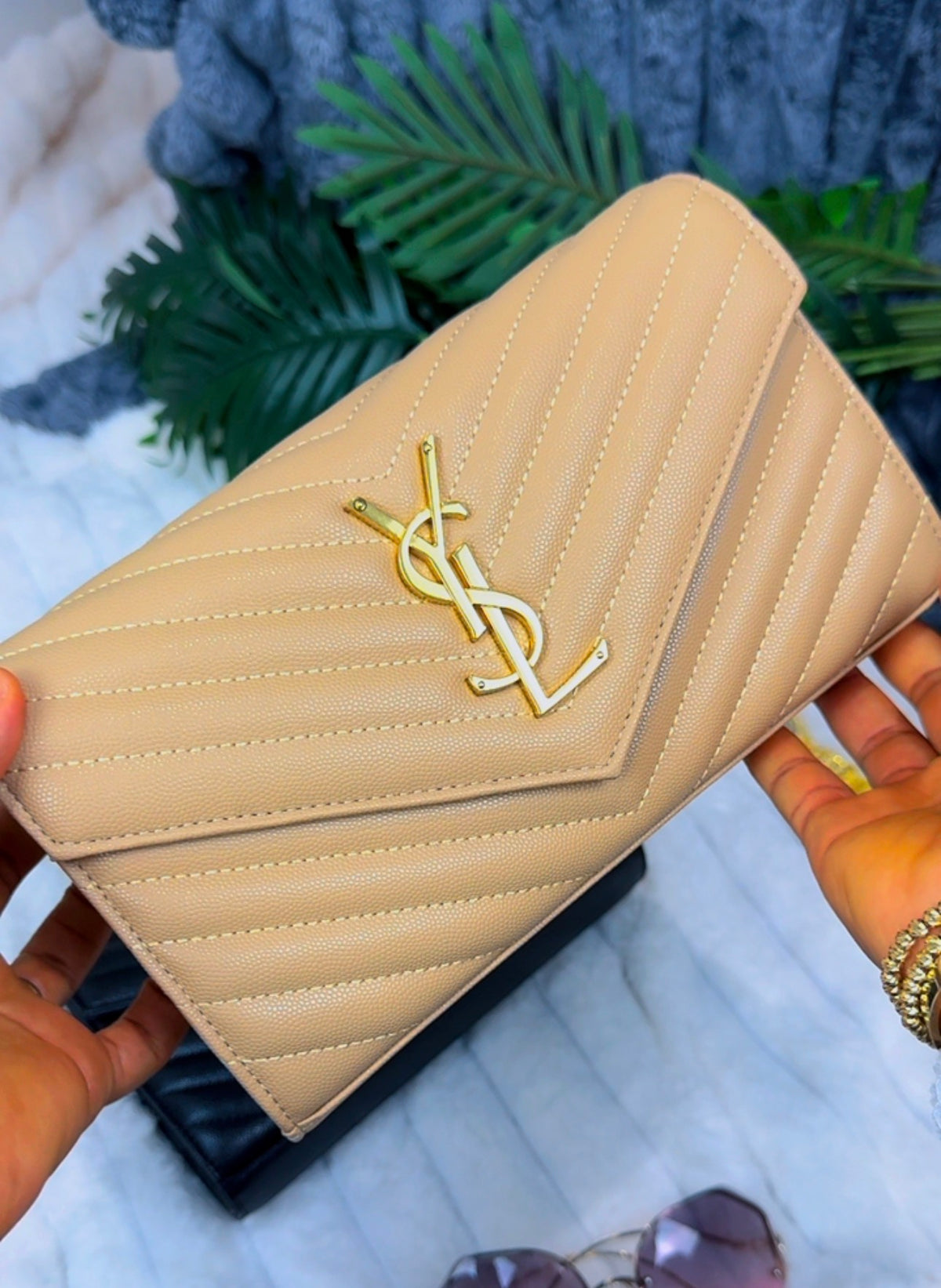 Scratch Resistant Genuine Calfskin Leather {Black & Beige} Wallet on Chain - LASi012