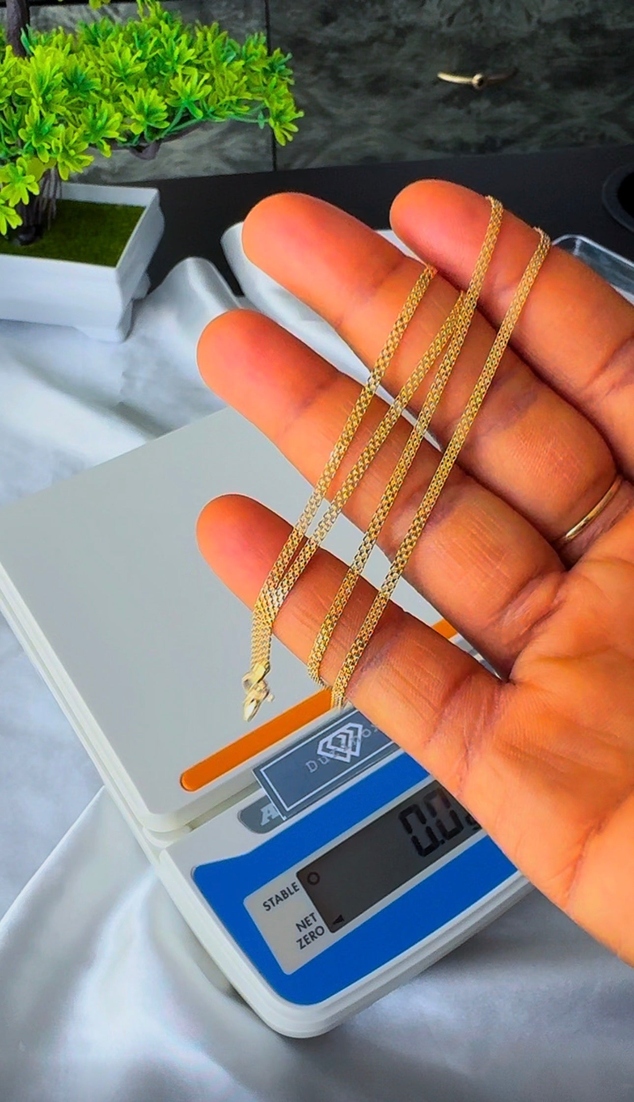 18ct Solid Gold Carpet Chain 18 - 22 Inches | 2.6g & 3.1g