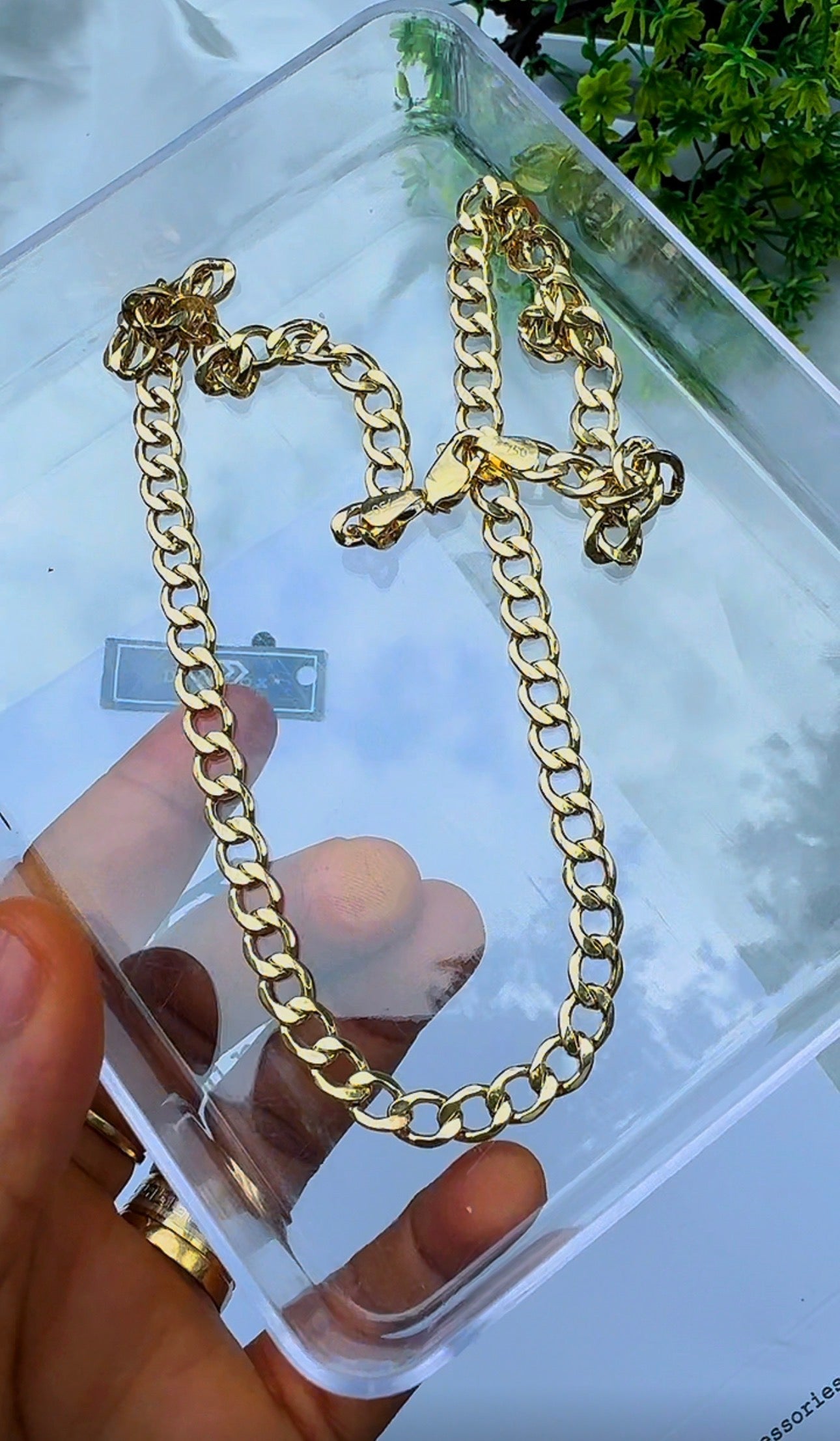 18K Solid Gold Cuban Chain Necklace For Men | 22 Inches | 8.8g