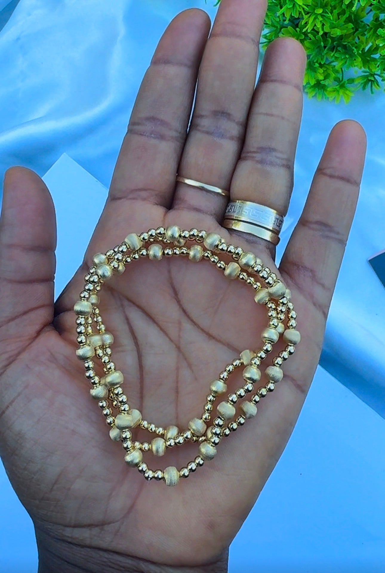 18ct Solid Gold Ball Bracelet | Stretchable Bangle | 2.5g (Extra)