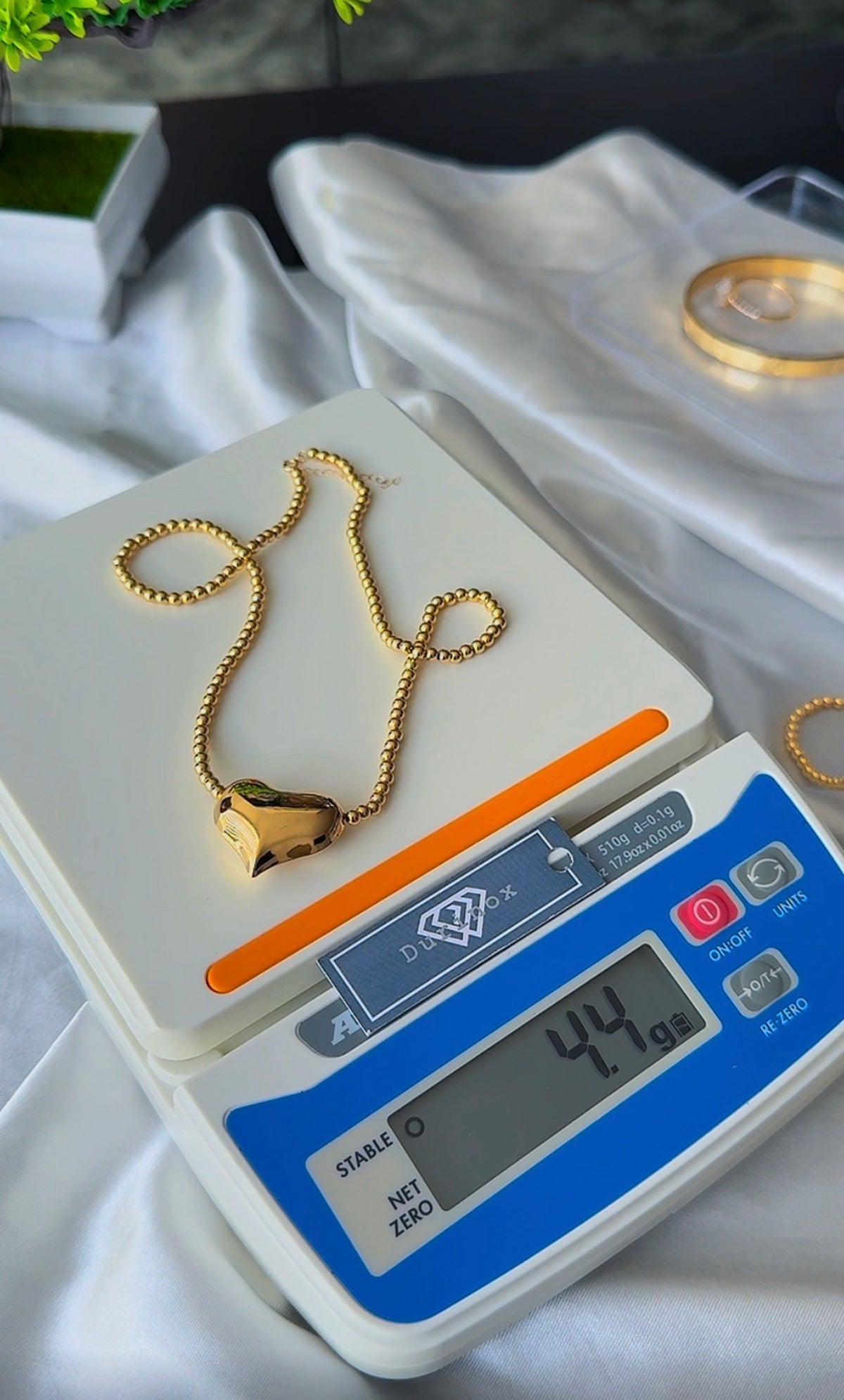 18 Karat Solid Gold Instant Ball Heart Chain Necklace 18 Inches | 4.43g
