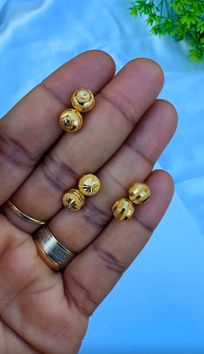 21 Karat Solid Gold Ball Stud Earrings | 1.8g & 2.0g | 3 Different Designs