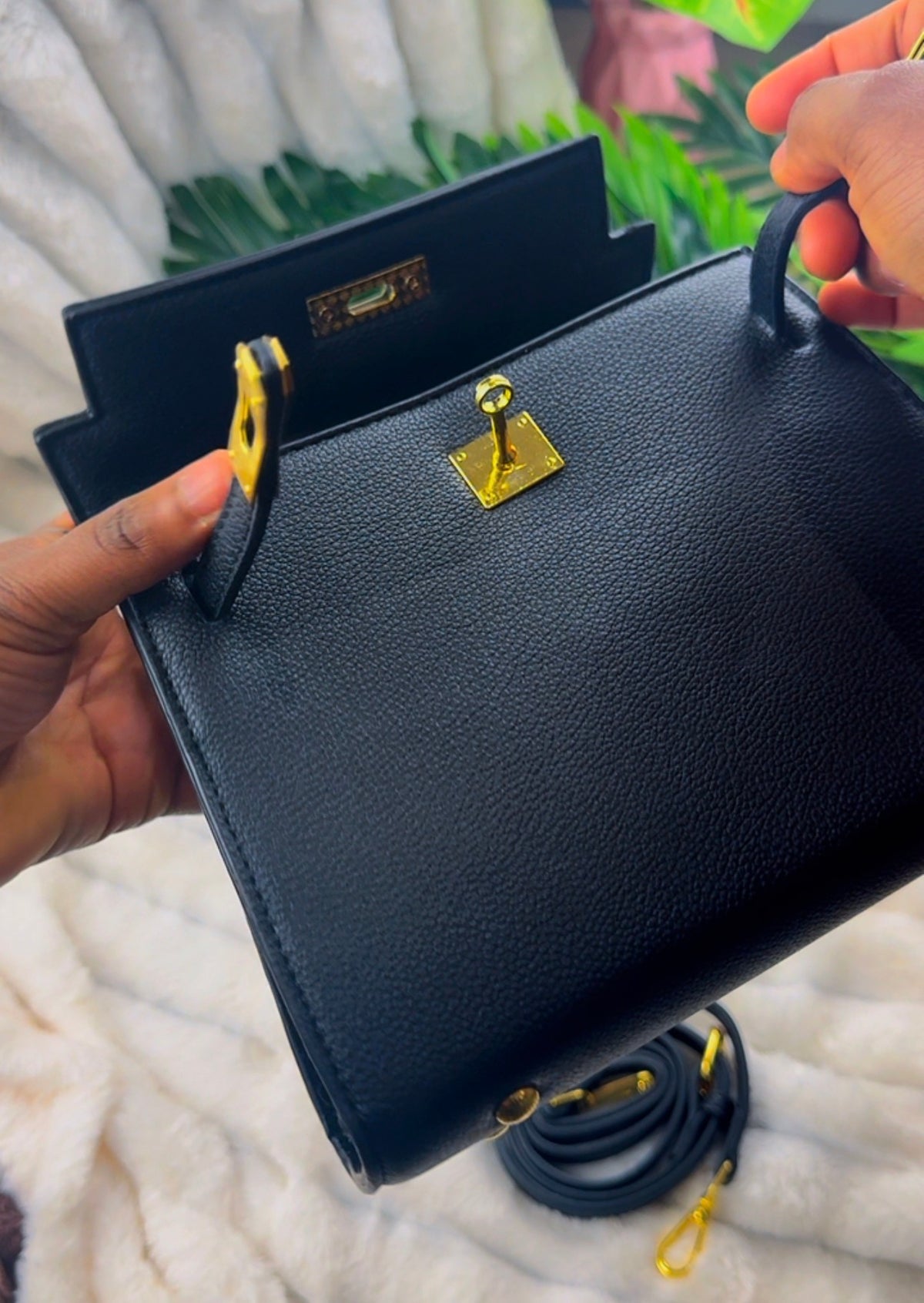 Black Structured Women's Handbag | LARYZ Everyday - 023 | Small-Medium