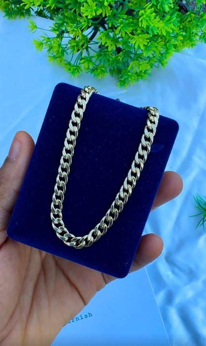 18K Solid Gold Cuban Chain Necklace Unisex | 20 & 22 Inches | 6.2 & 7.0g