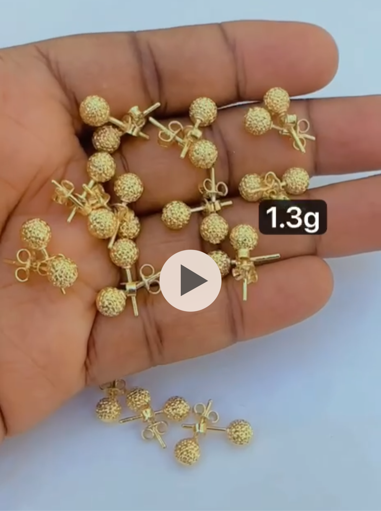 Dufag 18 Karat Pure Gold Ball Stud Earrings