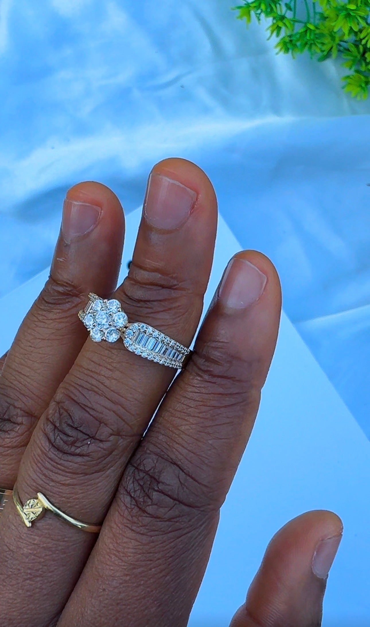 18K Solid Gold Engagement Ring For Women | Size 10 | 3.2g & 3.3g
