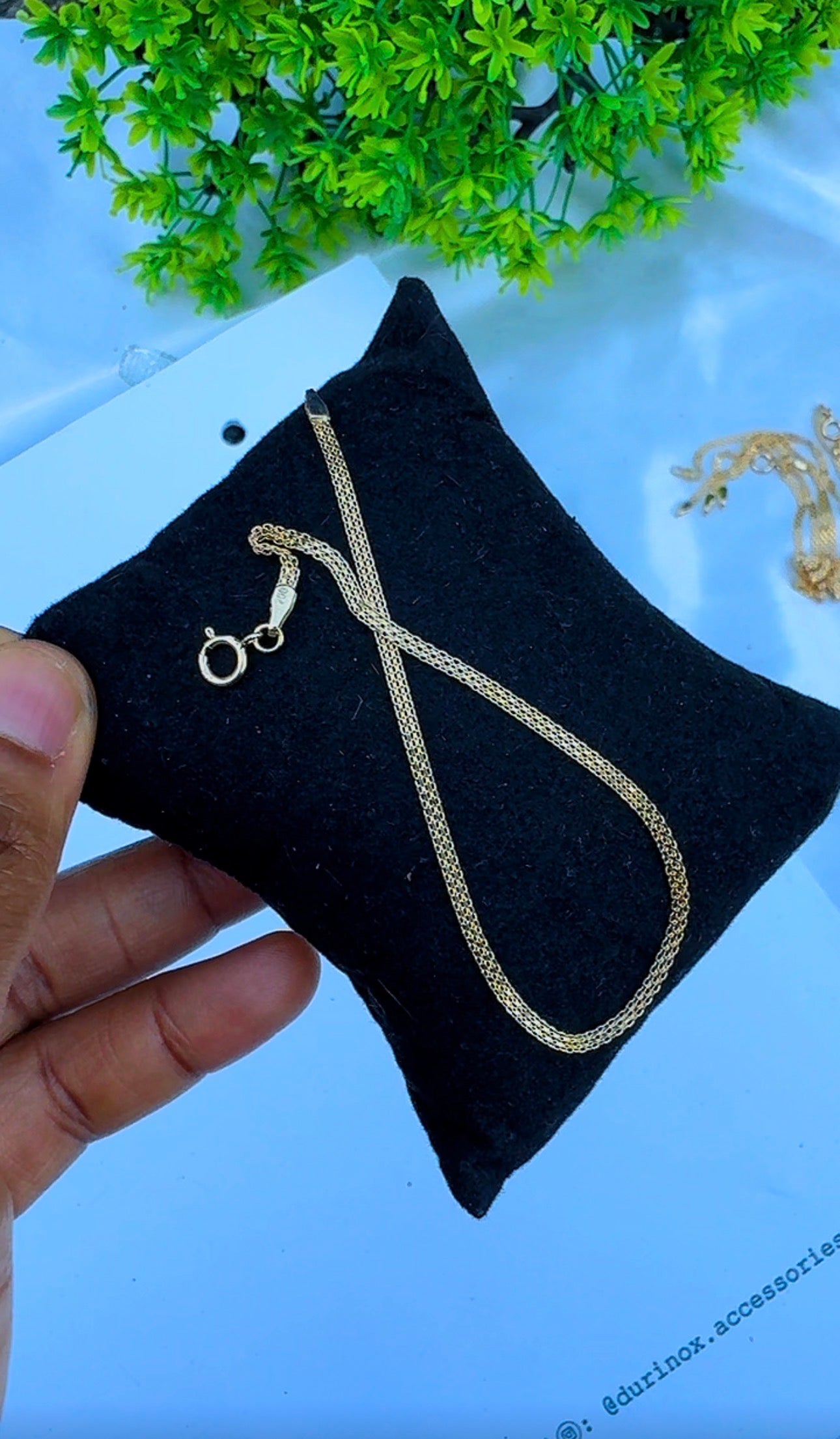 18ct Solid Gold Carpet Bracelets 7.5 Inches | 1.36g | Lightweight