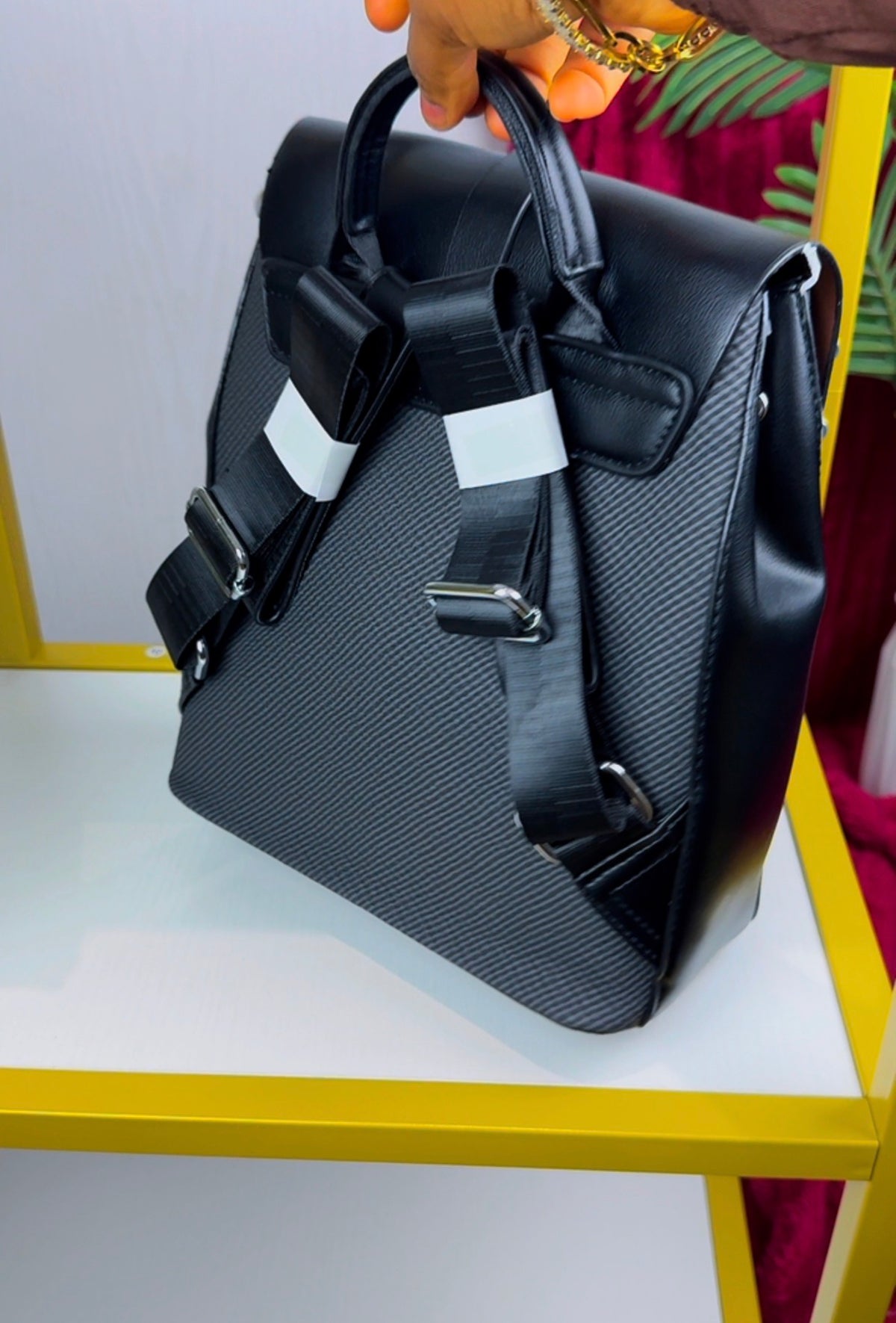 Black & Biege Structured Women's Bagpack {Medium} | LARYZ Everyday 008