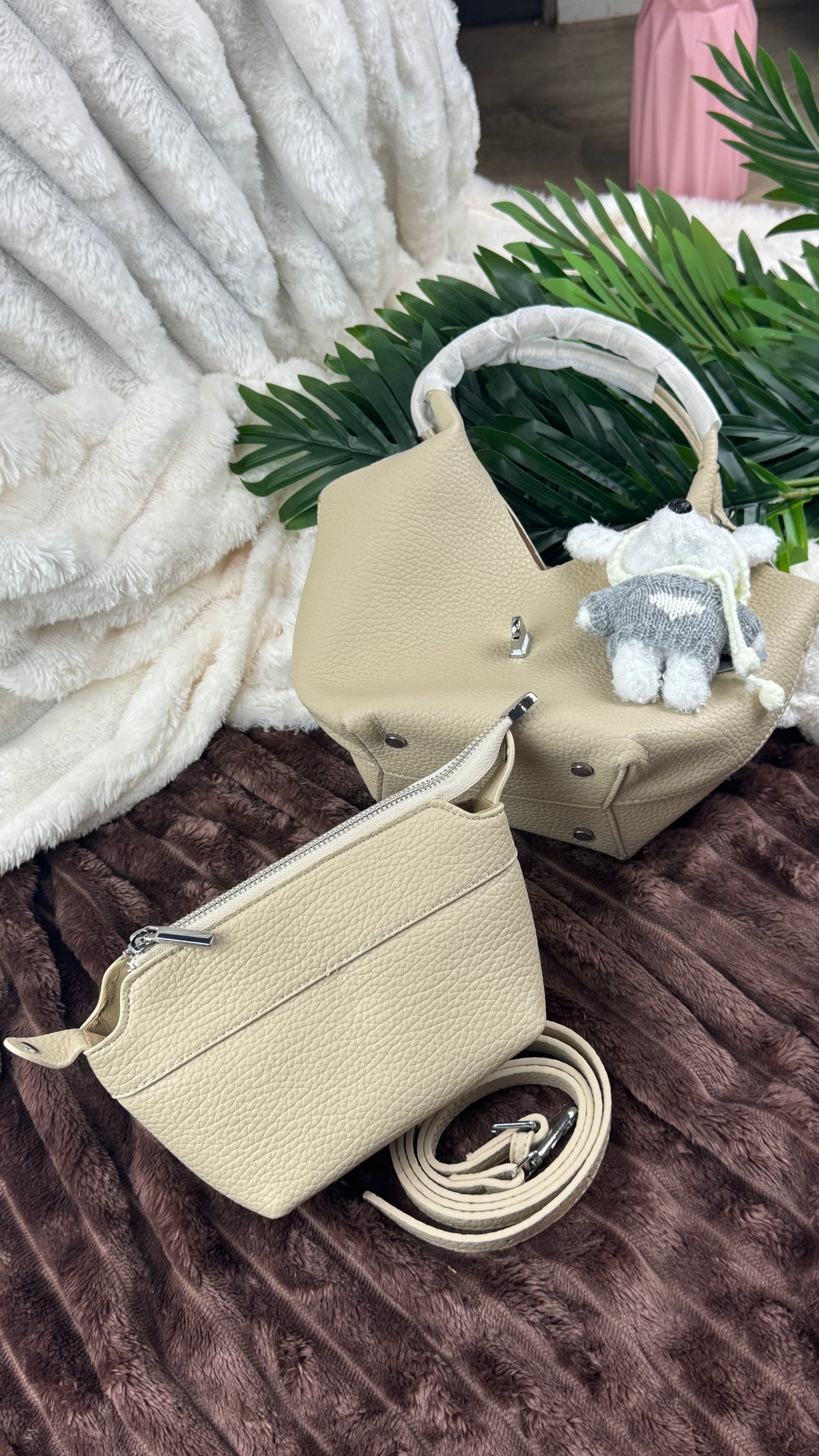 Biege Slouchy 3-in-1 Bucket Bag with Bunny Bag Charm | LARYZ Everyday - 043 | Medium
