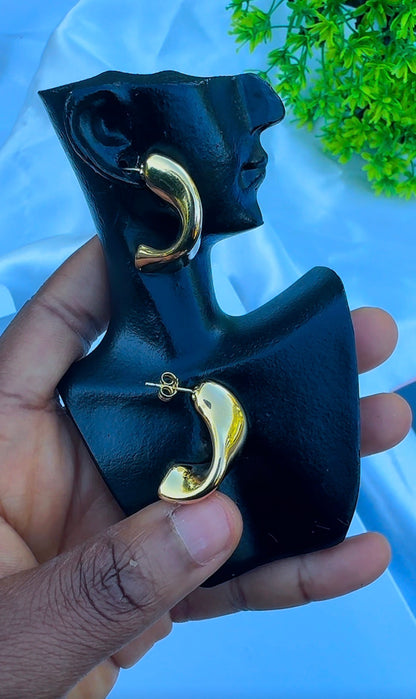 18ct Real Gold Bold & Shiny Stud Earrings | 2.5g