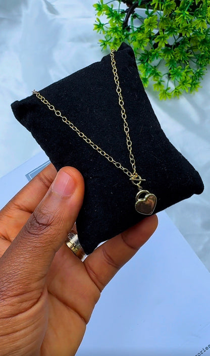 18K Solid Gold Heart Padlock & Toggle Clasp Chain Necklace (2.1g) | 18 Inches