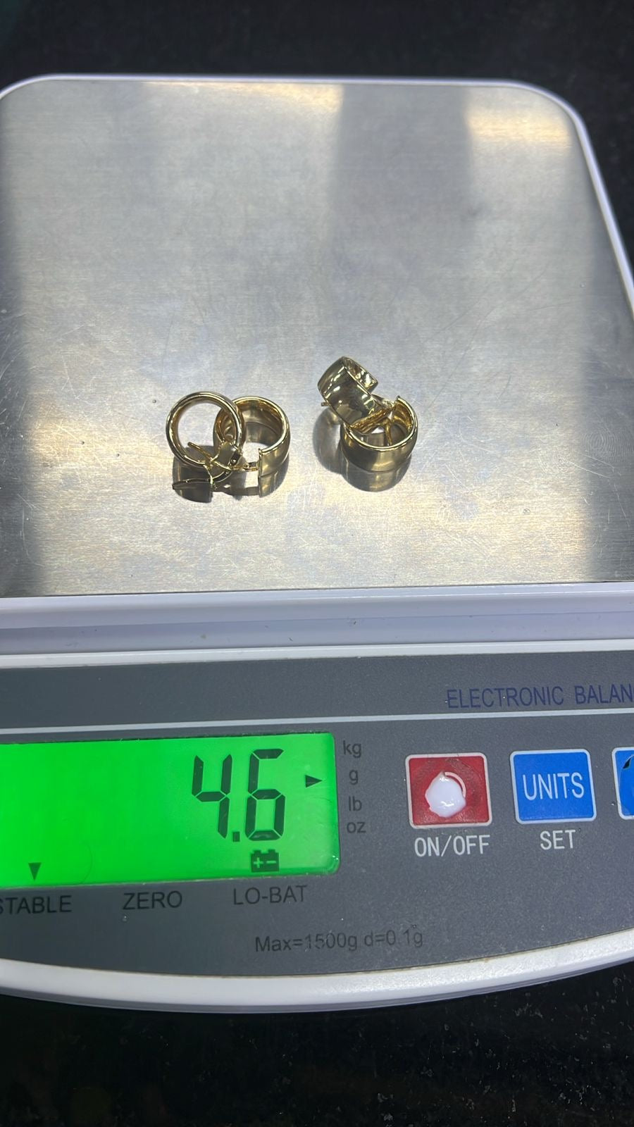 DefaK 18 Karat Solid Gold Hoop Earrings