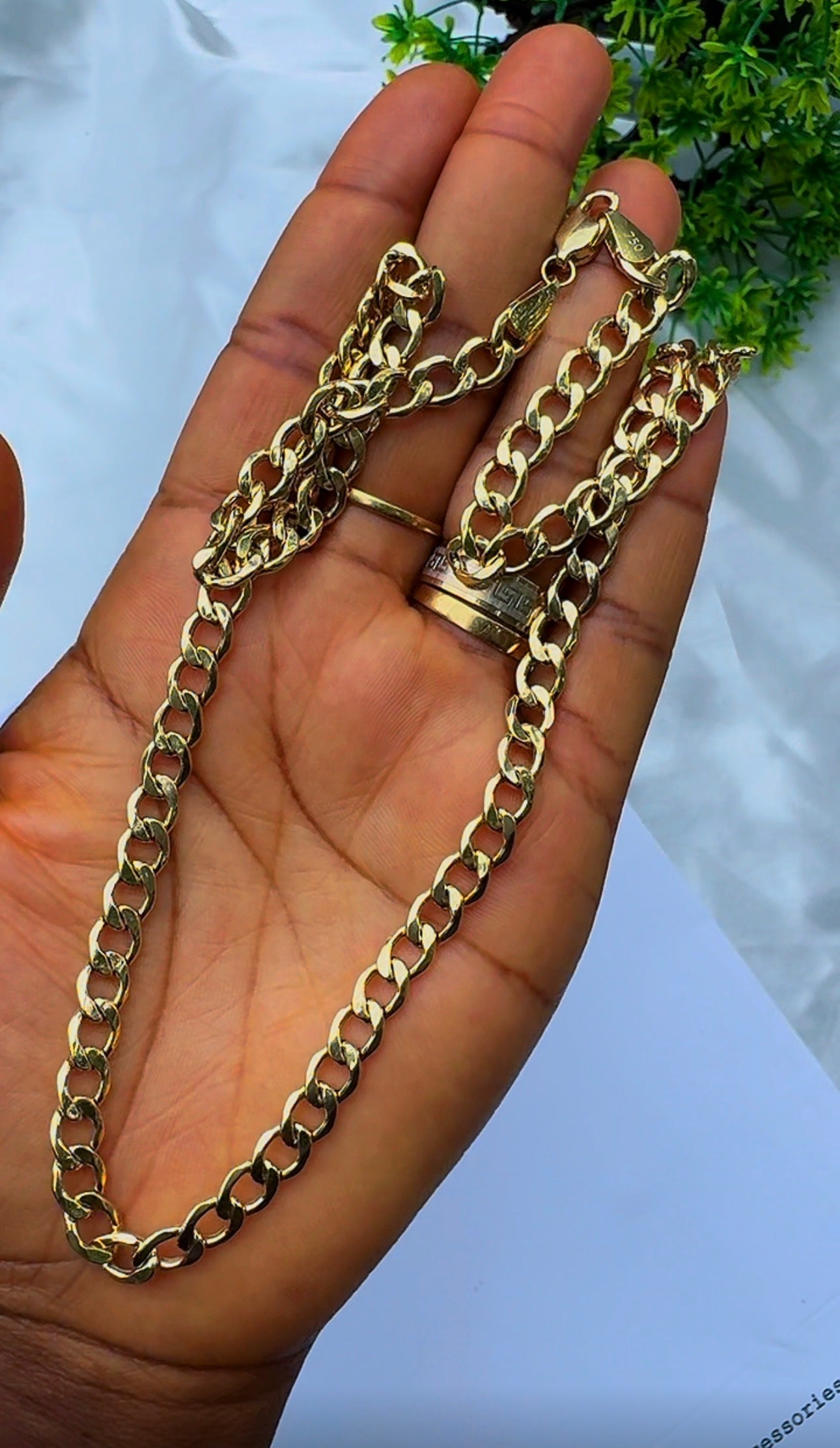 18K Solid Gold Cuban Chain Necklace For Men | 22 Inches | 8.8g